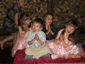 Аня Ліпська фотография #40 (источник - https://vk.com/id376647894)