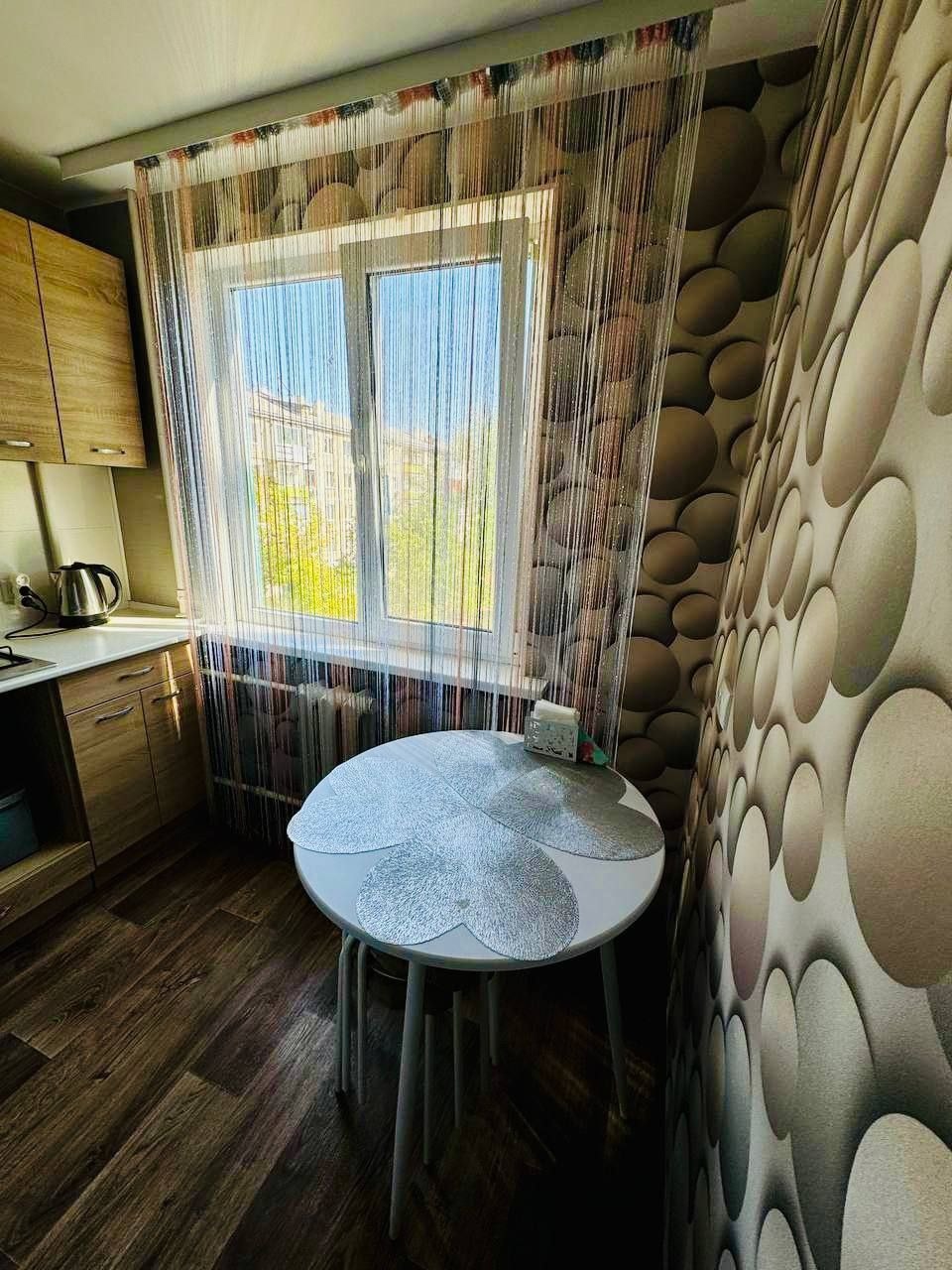 ‼‼ Продам 2-х комнатную квартиру на кв. Шевченко (р-н ТЦ Аврора), 3/5 эт., 45 кв.м. общ.пл. Квартира тёплая, светлая, уютная, не угловая, ремонт 2023 года, заходи и живи. Удобное расположение: супермаркеты, школа, детский сад, парк, остановка транспорта. . Цена 🔥5 200 000 ₽🔥 +7959-216-43-31 +7959-505-37-17 Ел...